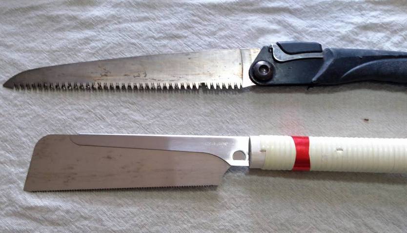 竹細工に使うノコギリ、木工用と竹細工用